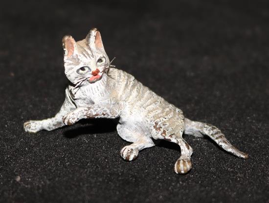 A cold painted bronze miniature cat, 2in.